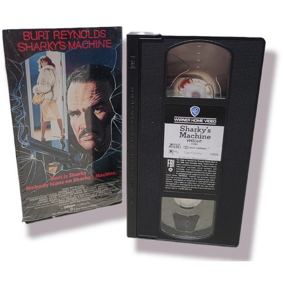 Sharky's Machine VHS Action Burt Reynolds Warner Home Video Movie - Picture 5 of 5